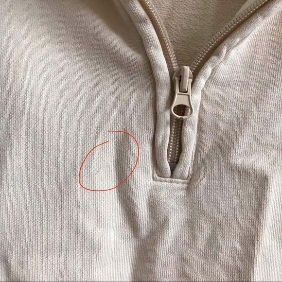 L.A. Hearts Cropped Quarter Zip* - Picture 5 of 7